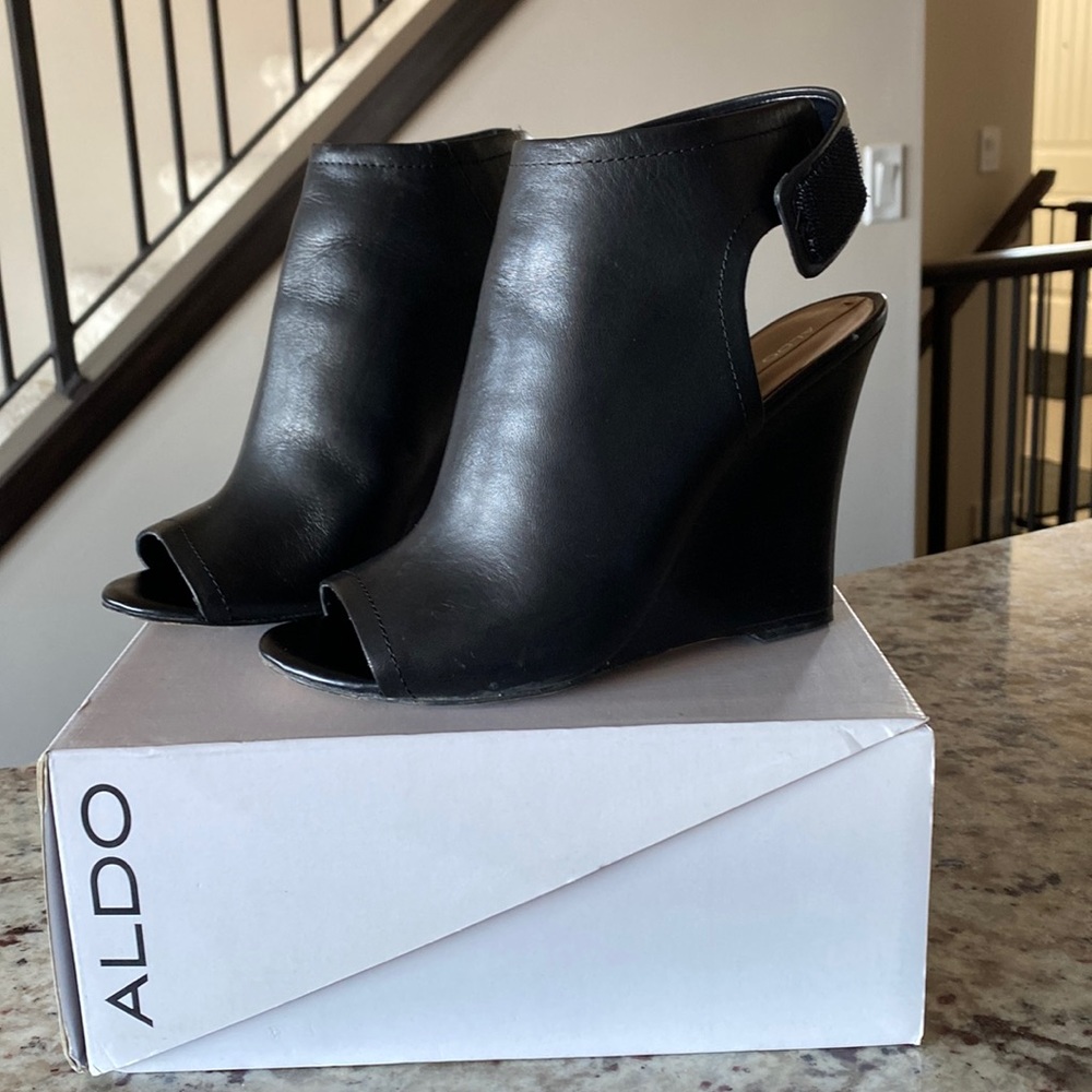 Aldo black leather heels womens 7